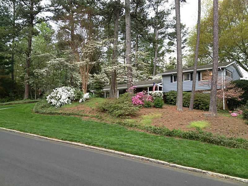 630 Carriage Dr., Atlanta, GA 30328