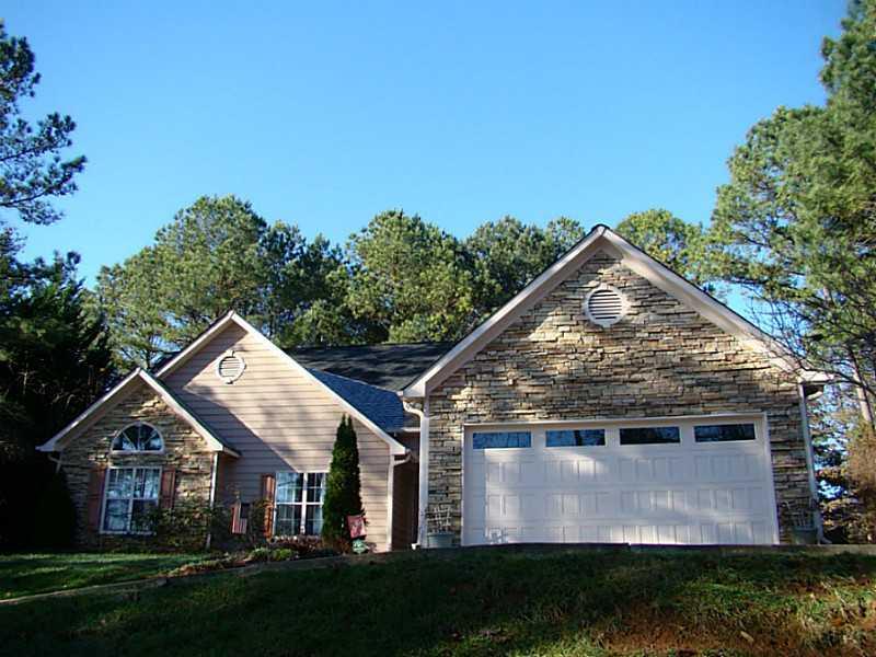 130 Laguna Springs Dr., Woodstock, GA 30188