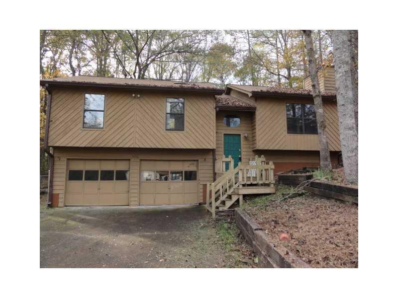 4178 Woodcrest Dr., Powder Springs, GA 30127
