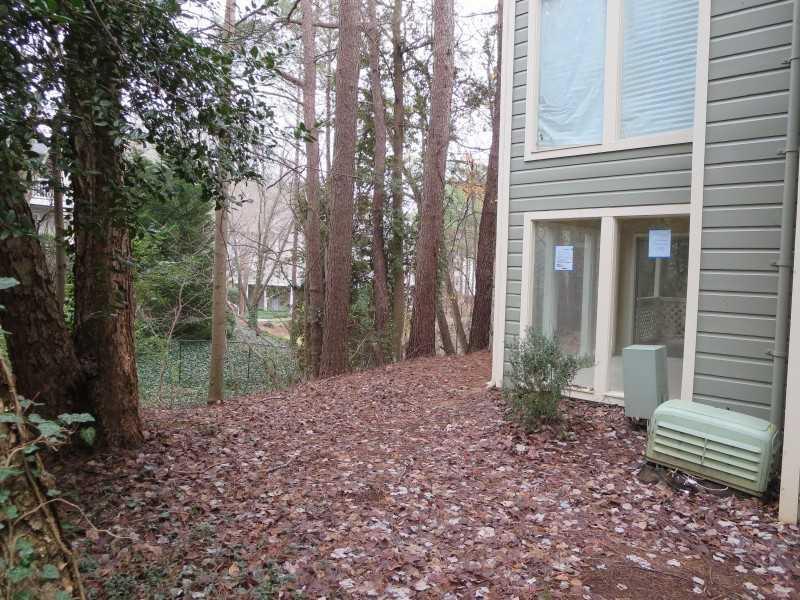 701 Vicksburg Pl., Atlanta, GA 30350