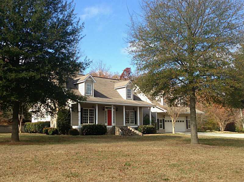 198 Curtis Cemetery Rd., Calhoun, GA 30701