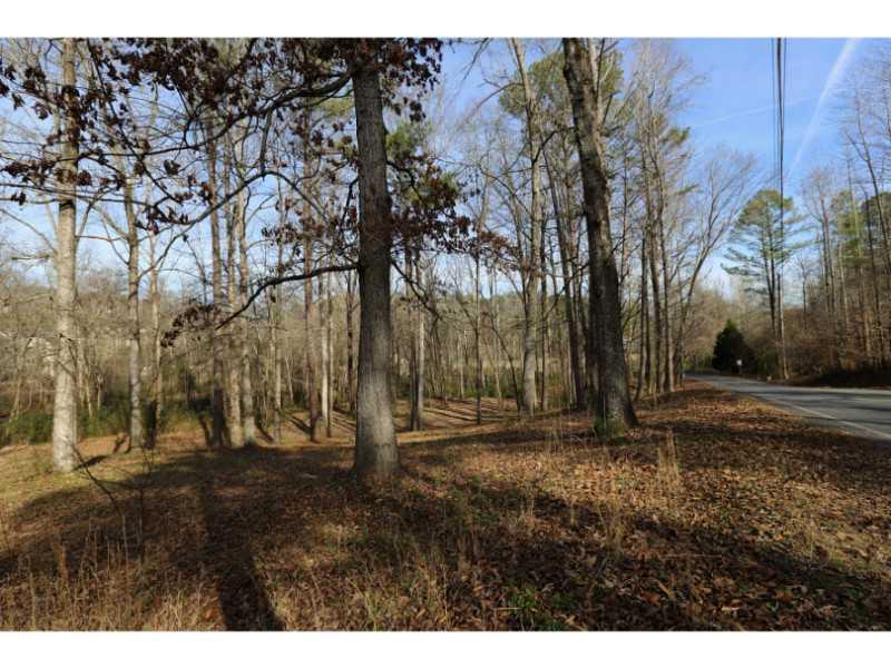 5579 Vaughn Rd., Woodstock, GA 30188
