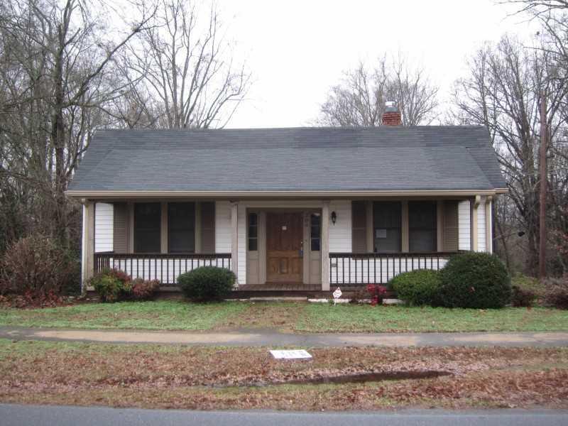 209 W Shadburn Ave., Buford, GA 30518