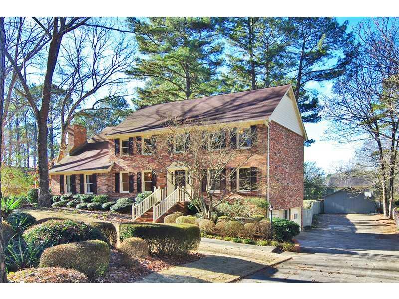 4111 Mayflower Ct., Lilburn, GA 30047