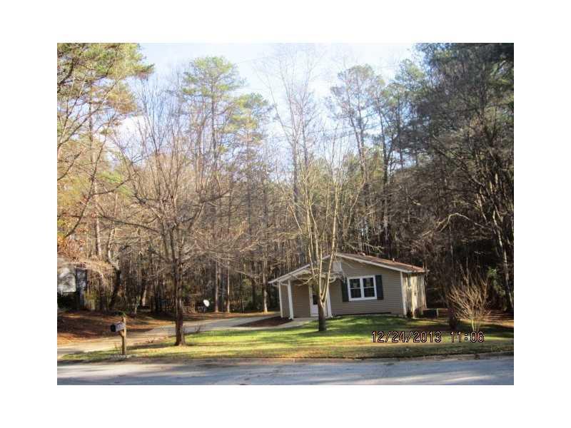 203 Country Tr., Woodstock, GA 30188