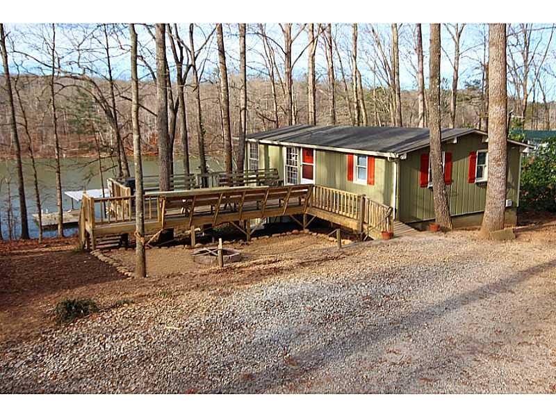 9720 Emery Dr., Gainesville, GA 30506