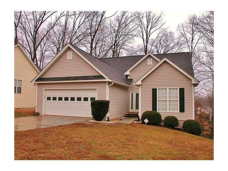 953 Charleston Ct., Gainesville, GA 30501