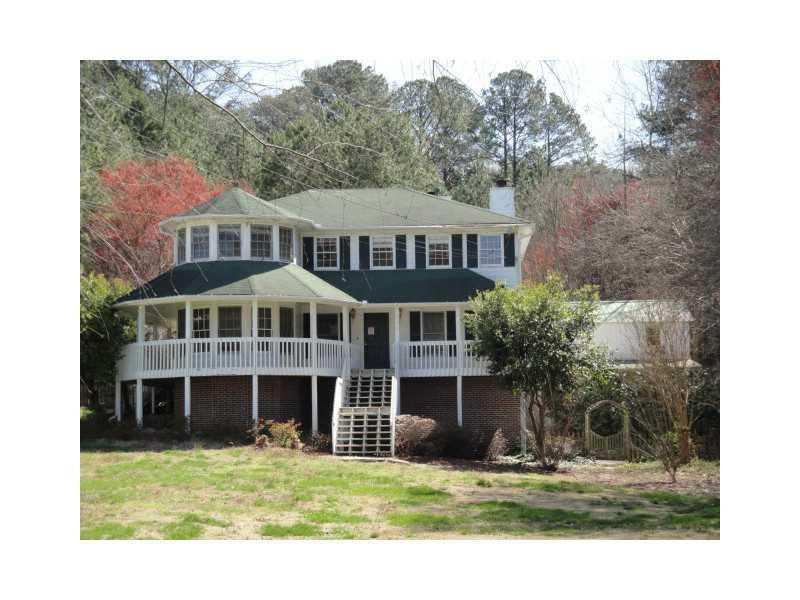 205 Teakwood Ln., Woodstock, GA 30188