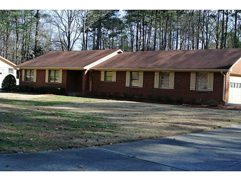 396 Cochran Dr., Norcross, GA 30071