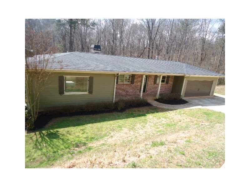 524 Allison Ln., Ball Ground, GA 30107