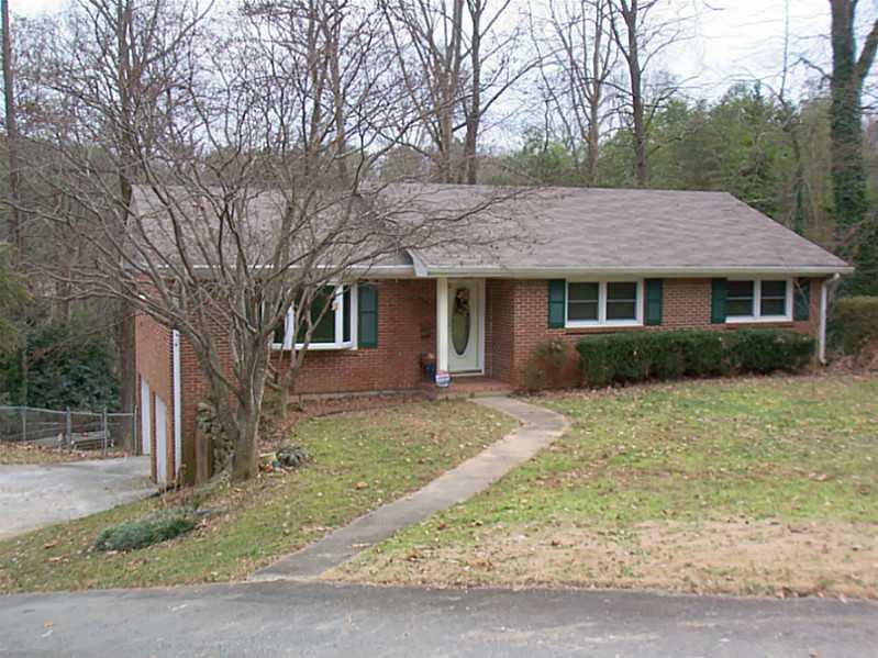 3359 Spring Meadow Ct., Tucker, GA 30084