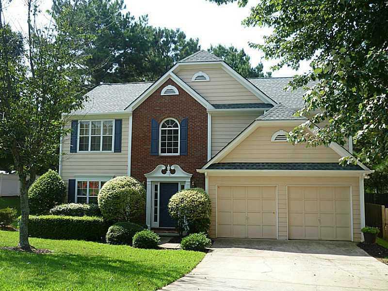 1005 Hidden Pond Ln., Roswell, GA 30075