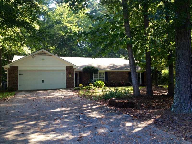 2028 Hewatt Rd., Snellville, GA 30039