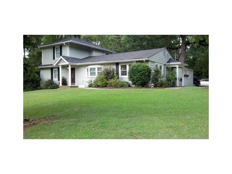 889 Valley Brook Rd., Decatur, GA 30033