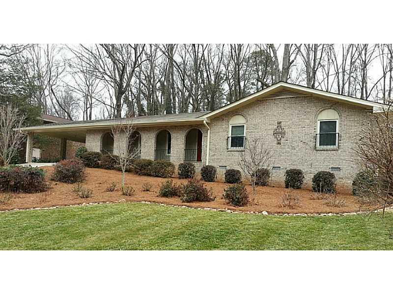 1096 Lanford Dr., Lilburn, GA 30047