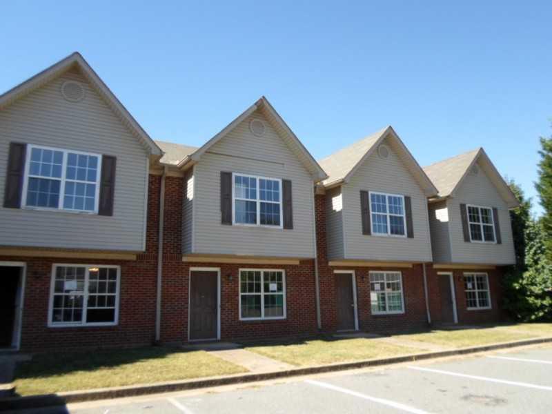 700 Westridge Dr., Acworth, GA 30101