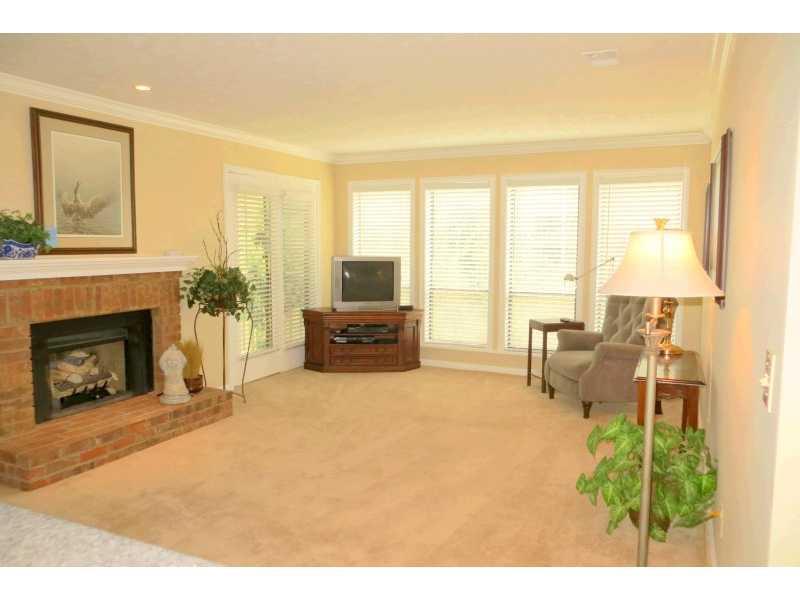525 Warm Springs Cir., Roswell, GA 30075