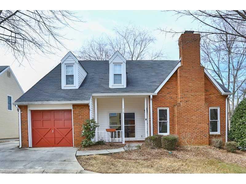 213 Roswell Green Ln., Roswell, GA 30075