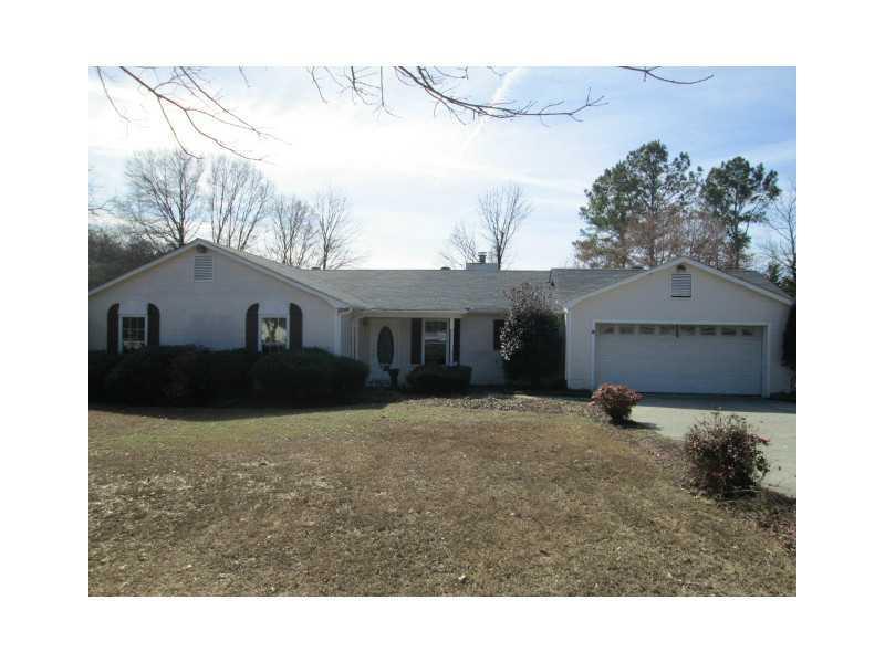 228 Blue Holly Dr., Calhoun, GA 30701