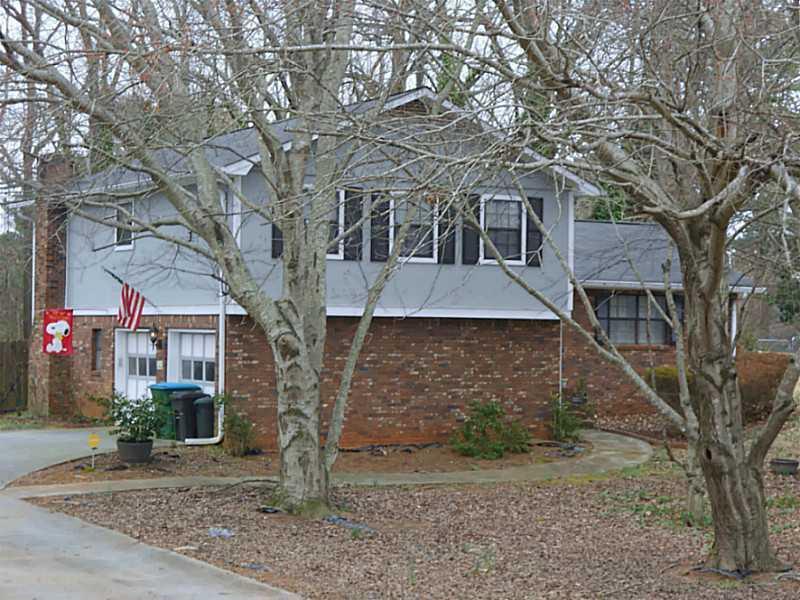 1286 SW Lake Lucerne Rd., Lilburn, GA 30047