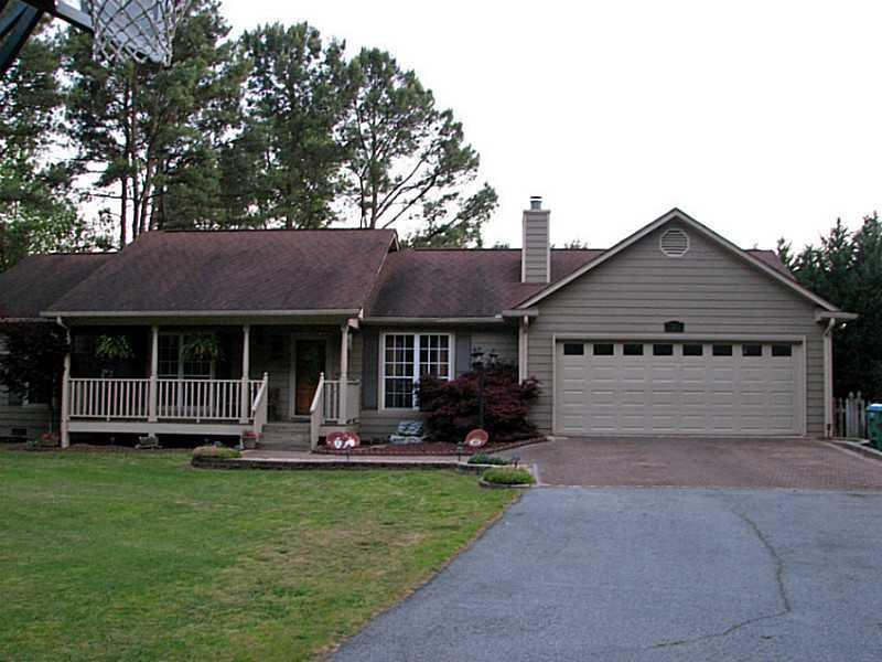 1815 Elmwood Cir., Snellville, GA 30078