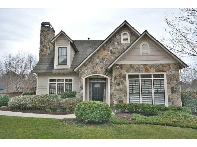 2562 Hazel Dr., Atlanta, GA 30316