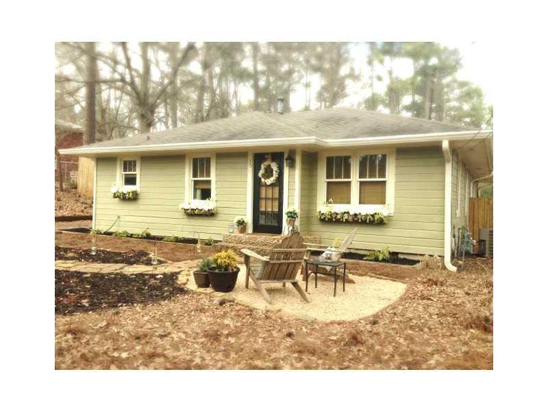 35 Hillcrest Dr., Roswell, GA 30075