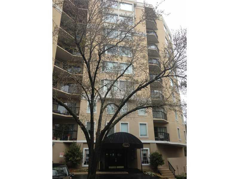 1 Biscayne Dr. #PH12, Atlanta, GA 30305