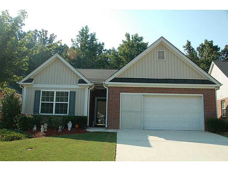 5586 Ashmoore Ct., Flowery Branch, GA 30542