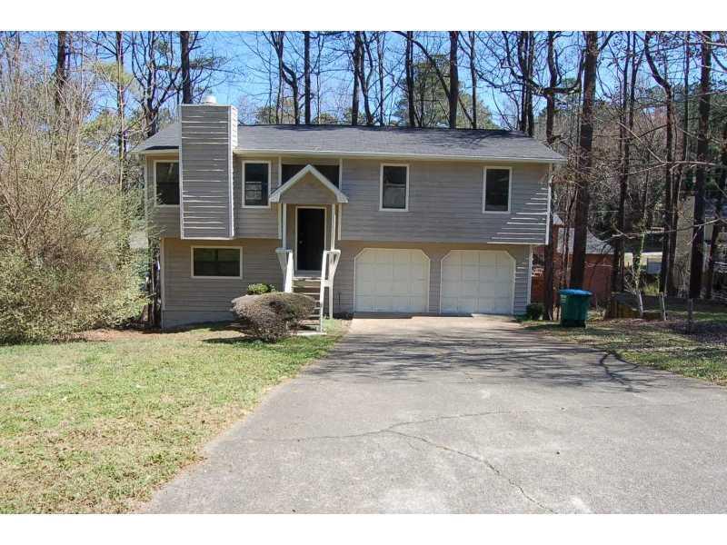 1395 Silver Lake Dr., Norcross, GA 30093