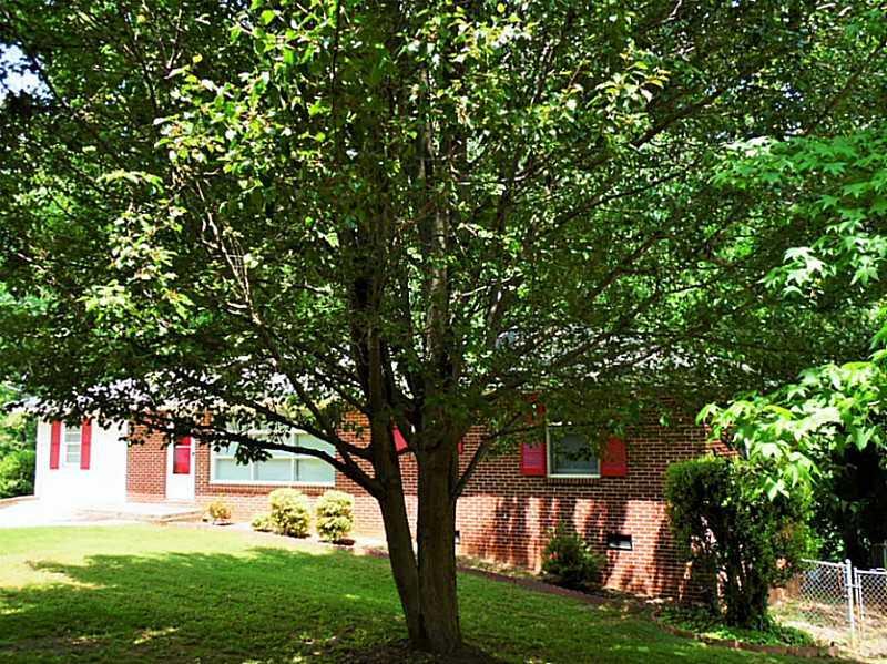 905 Flagler Cir., Smyrna, GA 30080