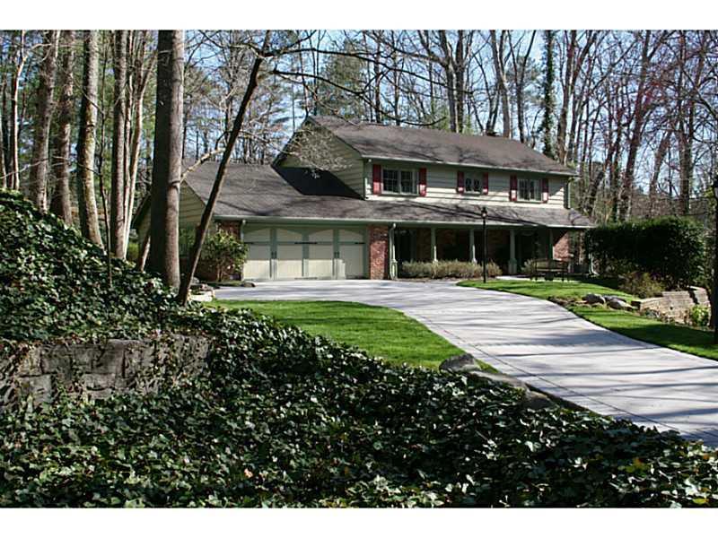 355 Earlston Dr., Sandy Springs, GA 30328