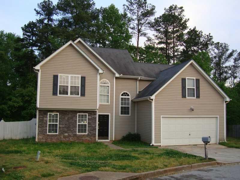 2994 Highland Park Cir., Lithonia, GA 30038