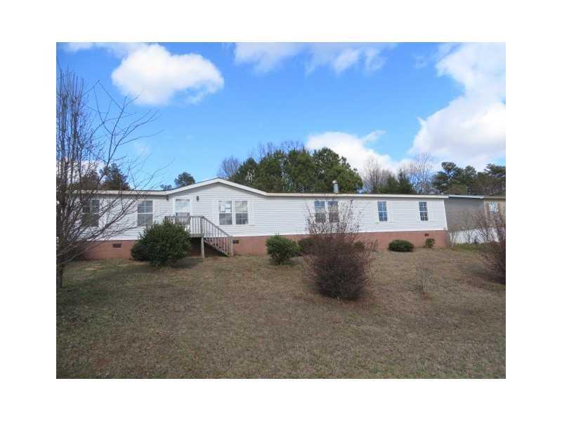 5037 Stoneridge Dr., Flowery Branch, GA 30542