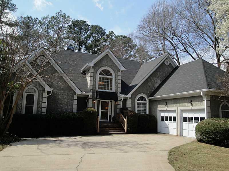 69 Skyland Dr., Roswell, GA 30075