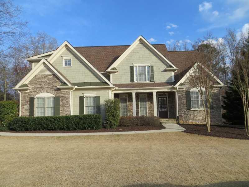 8995 Riverwood Ln., Gainesville, GA 30506