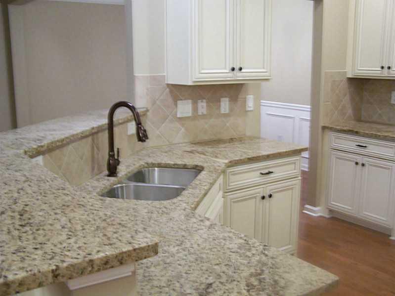 449 Mountain View Ln., Woodstock, GA 30188