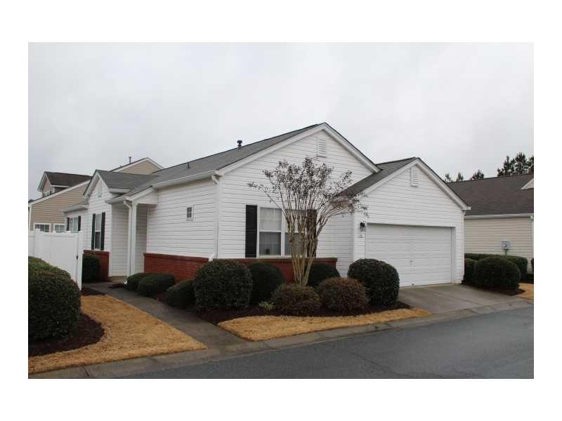 176 West Oaks Pl., Woodstock, GA 30188