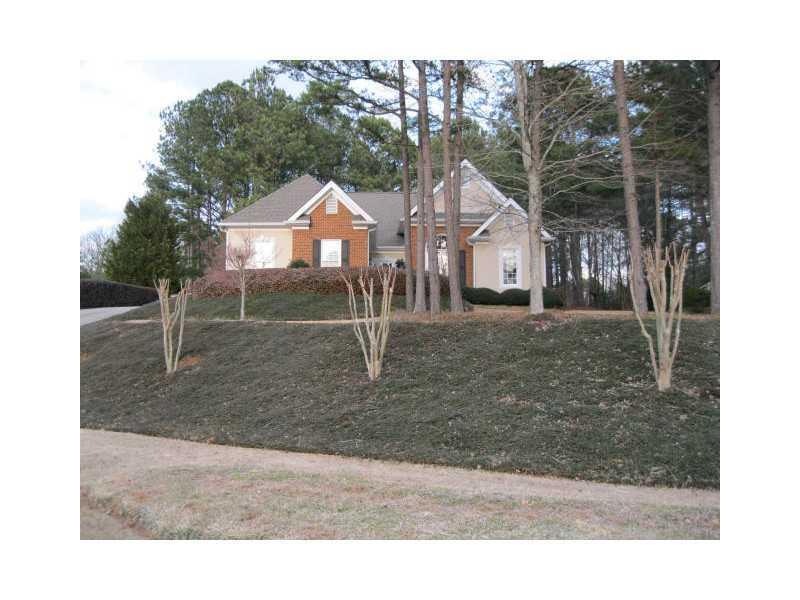 5906 Thornhill Pl., Flowery Branch, GA 30542