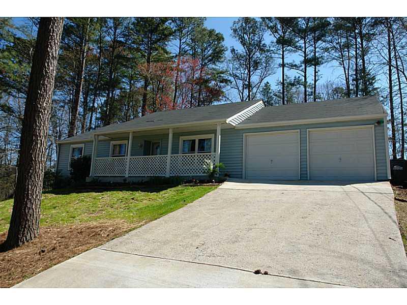 225 Apple Branch Dr., Woodstock, GA 30188