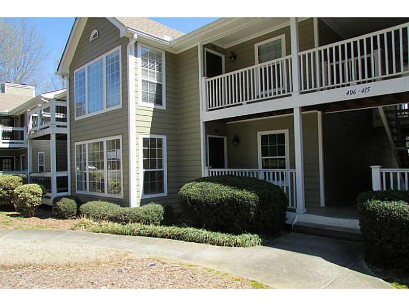 413 Berkeley Woods Dr., Duluth, GA 30096