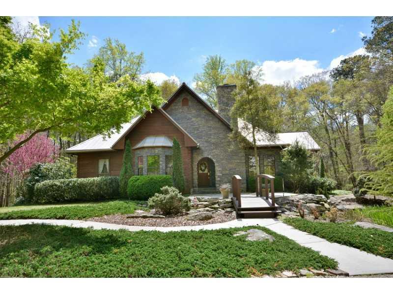 1909 Round Rd., Grayson, GA 30017