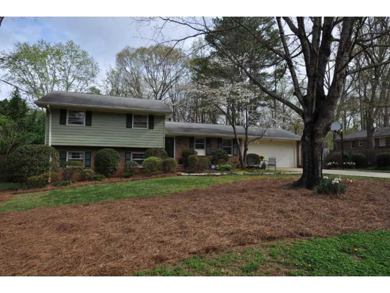 3816 Mary Anna Dr., Tucker, GA 30084