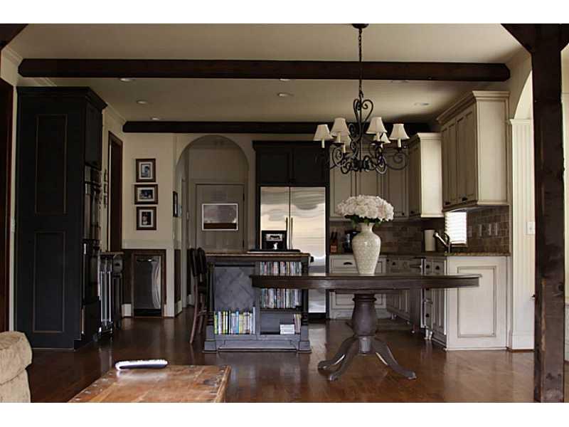 2255 SW Parkwood Place Ct., Smyrna, GA 30080