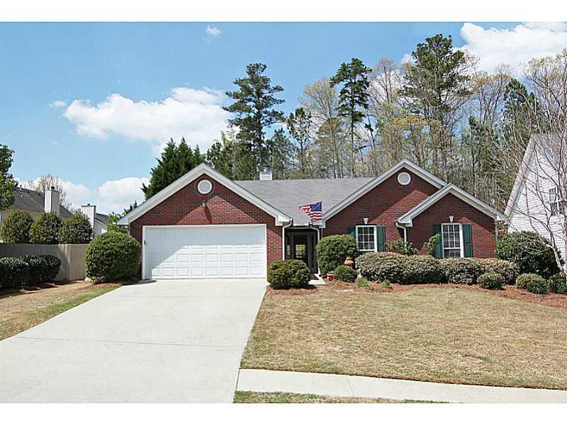 1083 Forest View Ln., Lilburn, GA 30047