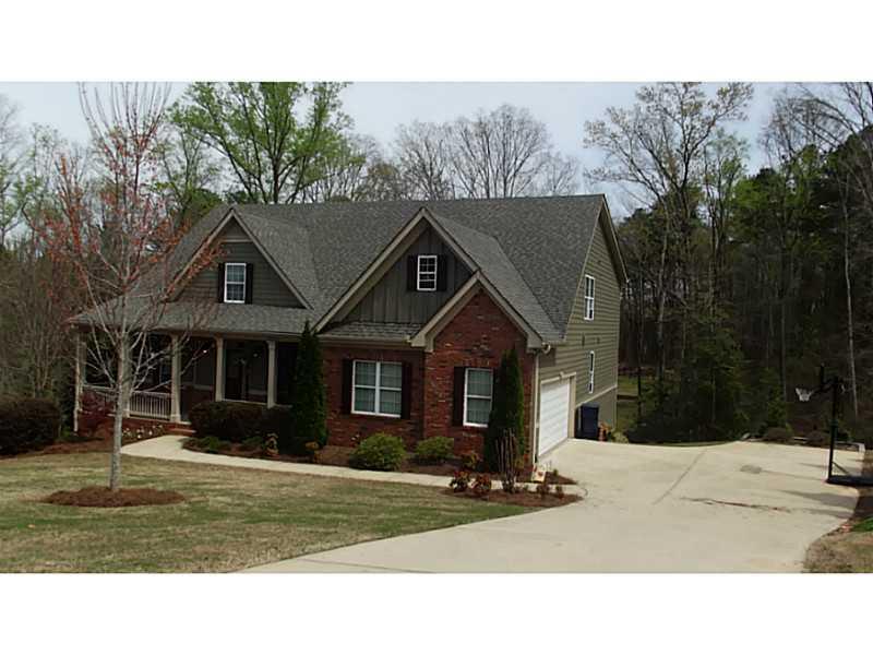 1229 Alcovy Ridge Dr., Loganville, GA 30052