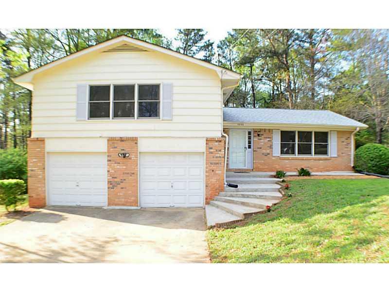 4565 Lincoln Way, Lilburn, GA 30047
