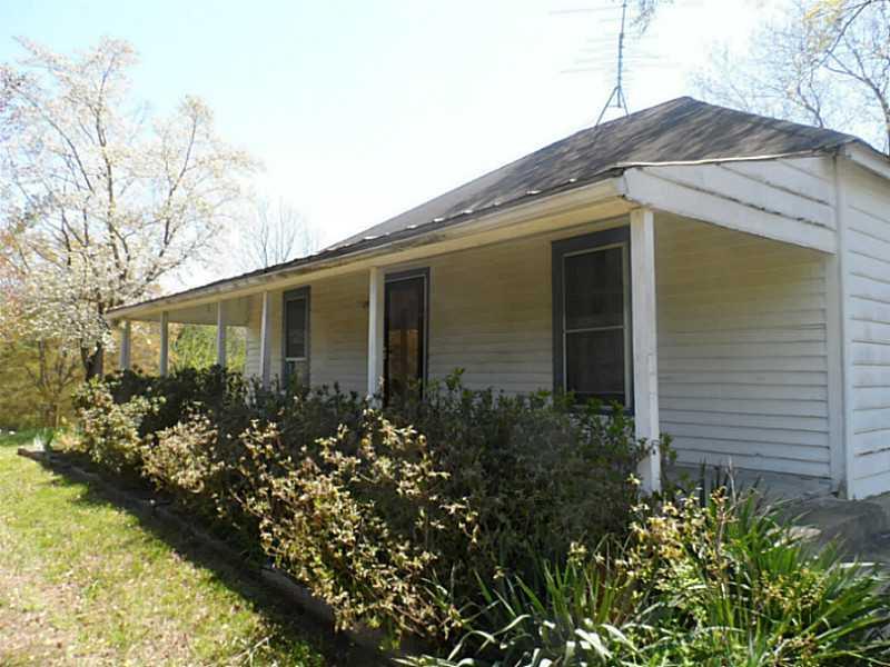 1018 Arnold Mill Rd., Woodstock, GA 30188