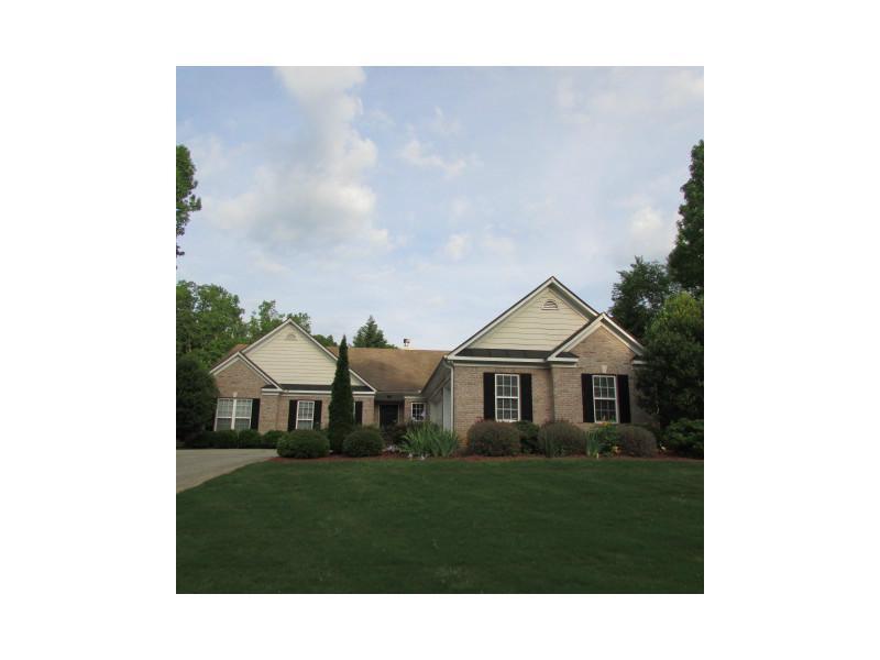 6207 Saddlehorse Dr., Flowery Branch, GA 30542