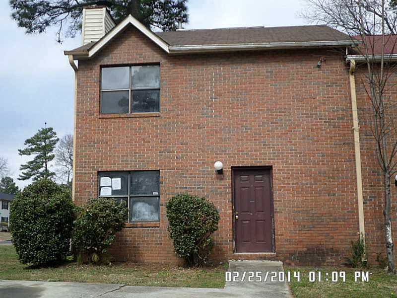 915 Holden Ln., Atlanta, GA 30349